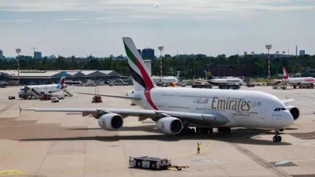 Emirates продлила гибкие условия возврата и обмена билетов до конца апреля 2026