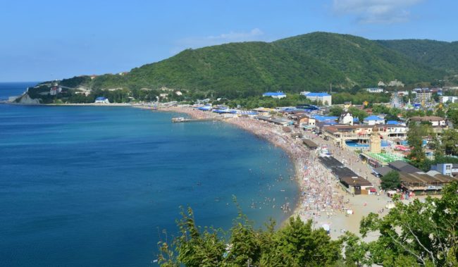 Жилье в Архипо-Осиповке у моря. Пляж рядом, пешком. Цены 