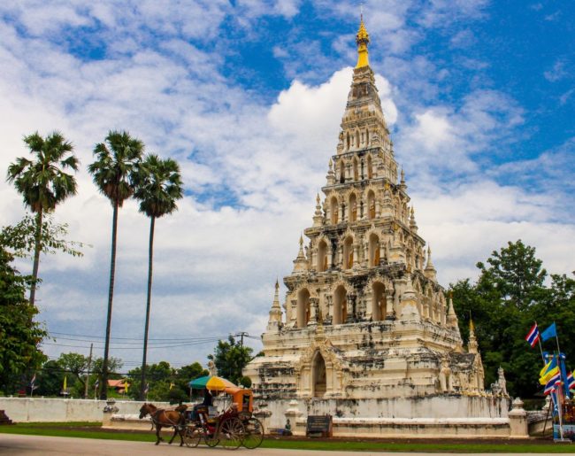 Храм Ват Чеди Лиам в Чиангмае