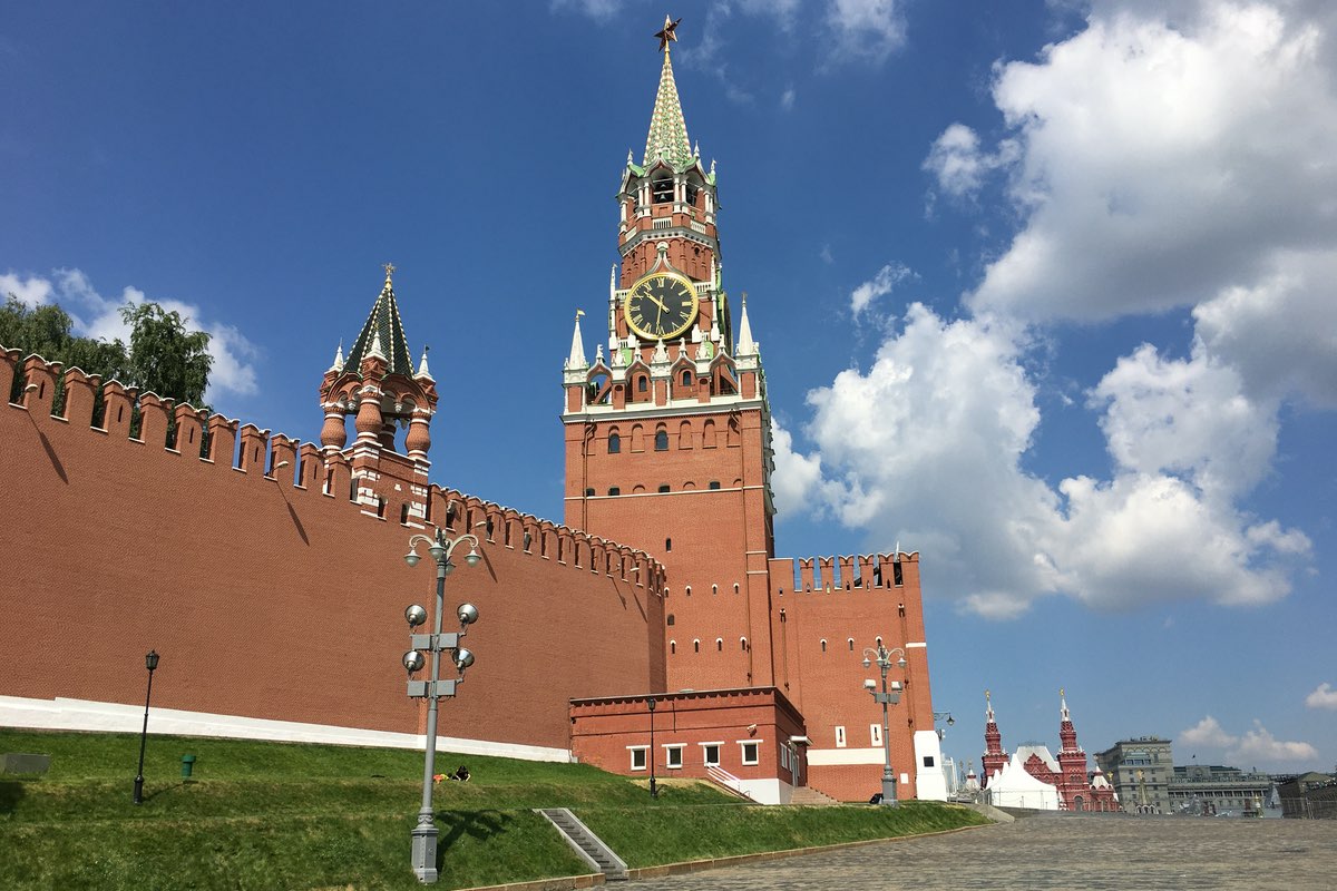 Какой кремль самый большой. Башни Кремля Москвы 2022. Кремль самая древняя часть столицы России. Достопримечательности Москвы 2022 летом. Красная площадь д8.