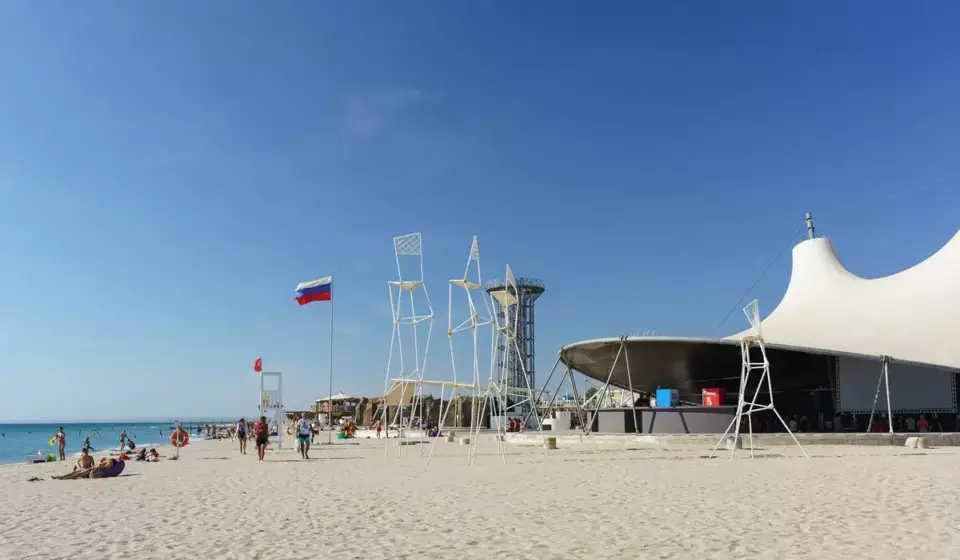 Пляж Z-City Казантип